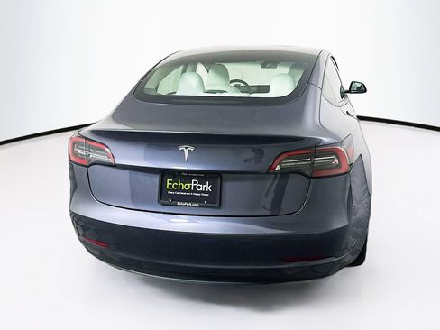 Used 2023 Tesla Model 3 Standard Range image 7
