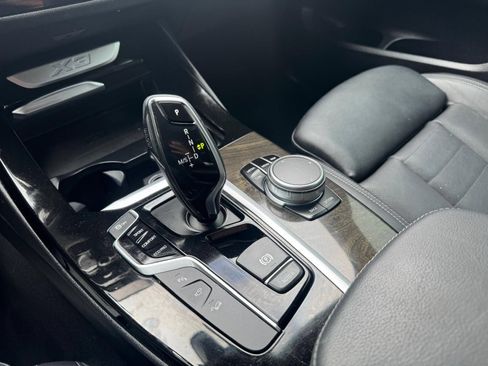 Used 2018 BMW X3 xDrive30i w/ Executive Package AWD/4WD image 15