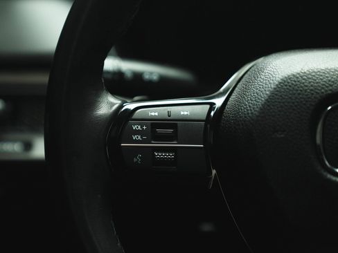 Used 2025 Acura Integra image 32