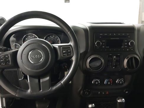 Used 2014 Jeep Wrangler Unlimited Sport w/ Quick Order Package 24S AWD/4WD image 26