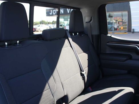 Used 2025 Chevrolet Silverado 1500 RST w/ Convenience Package II AWD/4WD image 21