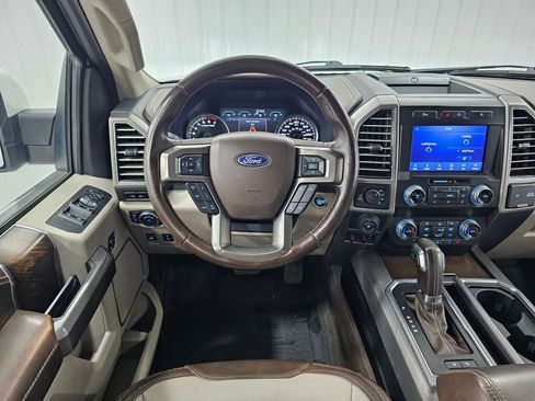 Used 2019 Ford F150 Limited w/ Trailer Tow Package image 16