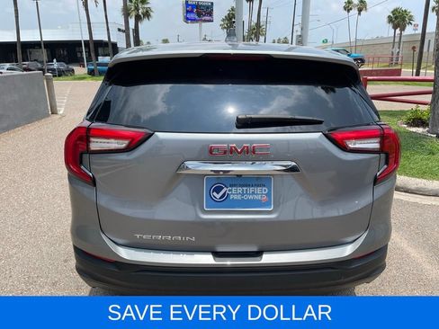Used 2024 GMC Terrain SLE w/ LPO, Floor Liner Package FWD image 5