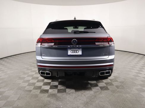 Used 2024 Volkswagen Atlas Cross Sport SEL R-Line image 6