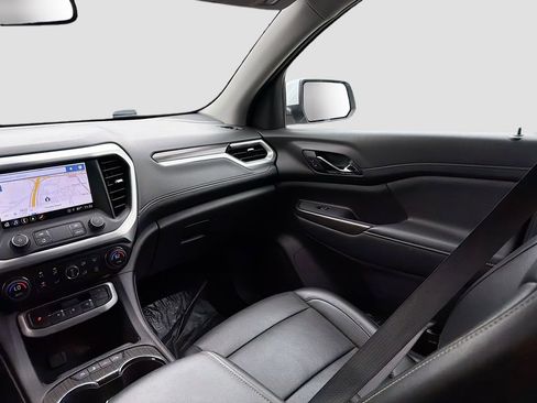 Used 2023 GMC Acadia SLT FWD image 24
