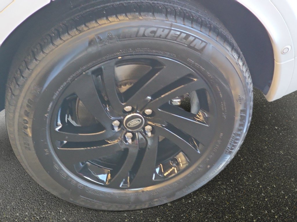 Certified 2025 Land Rover Discovery Sport S AWD/4WD image 35