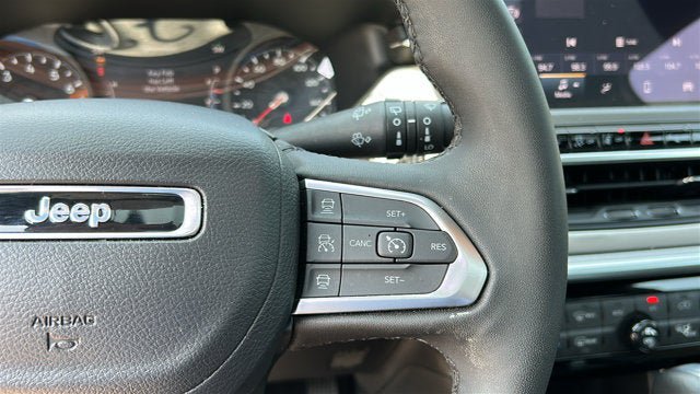 Certified 2024 Jeep Compass Limited w/ Sun and Sound Group AWD/4WD image 15