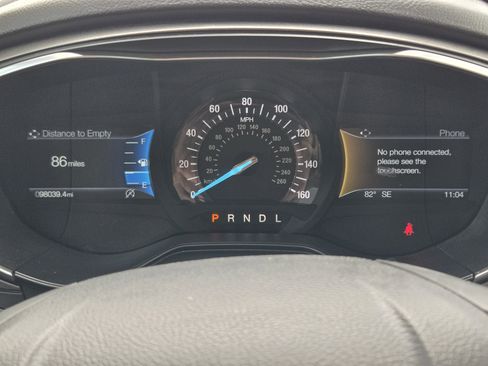 Used 2020 Ford Fusion SE w/ Equipment Group 151A FWD image 11
