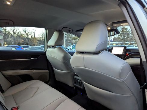 Used 2023 Toyota Camry XLE image 42