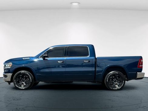 Used 2022 RAM 1500 Laramie AWD/4WD image 9