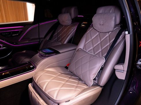 Used 2025 Mercedes-Benz Maybach S 680 4MATIC image 7