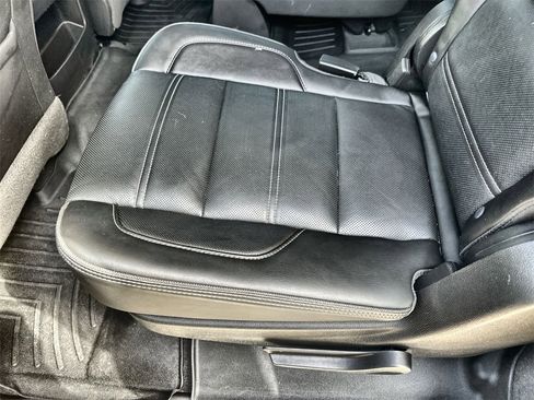 Used 2019 GMC Yukon XL Denali w/ Denali Ultimate Package image 17