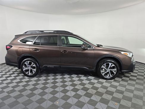Used 2021 Subaru Outback Limited XT w/ Popular Package #2 image 8