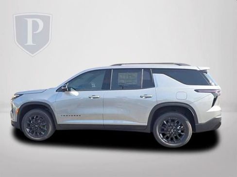 New 2026 Chevrolet Traverse LT w/ Midnight/Sport Edition FWD image 10