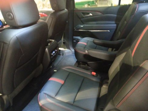 Used 2026 Chevrolet Traverse RS w/ LPO, Floor Liner Package AWD/4WD image 22