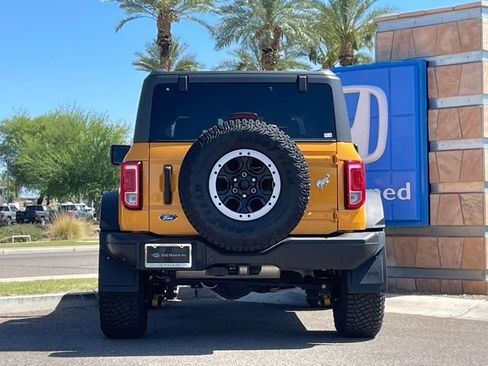 Used 2022 Ford Bronco Black Diamond w/ Sasquatch Package AWD/4WD image 6