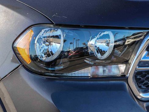 Used 2011 Dodge Durango Crew image 4