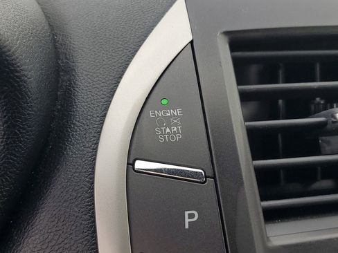 Used 2018 Lincoln MKC Premiere image 27