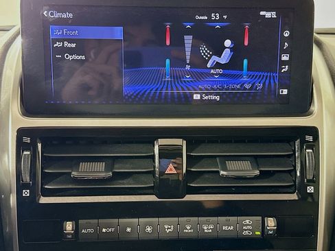 Certified 2023 Lexus GX 460 Premium image 16