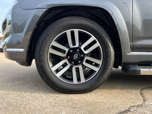 Used 2021 Toyota 4Runner Limited image 20