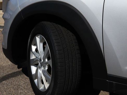 Used 2020 Hyundai Tucson SE image 5