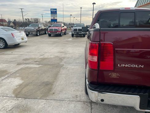 Used 2006 Lincoln Mark LT 4x4 image 13