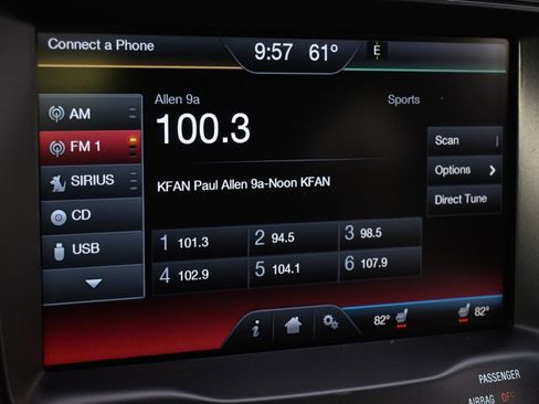 Used 2015 Ford Explorer XLT w/ Equipment Group 202B image 31