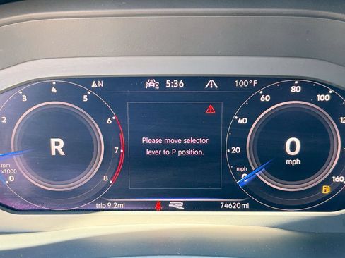 Used 2023 Volkswagen Atlas SEL R-Line AWD/4WD image 31