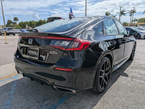 Used 2022 Honda Civic Sport Touring image 4