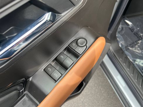 New 2026 GMC Canyon AT4 AWD/4WD image 13