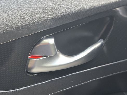 Used 2022 Kia Forte GT-Line FWD image 10