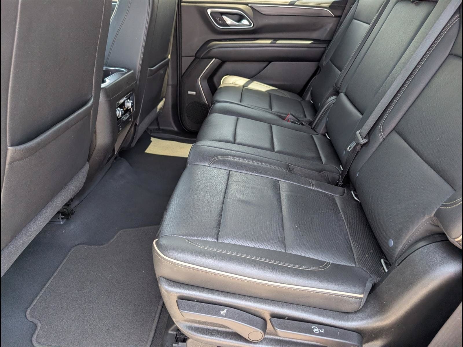 Used 2021 GMC Yukon SLT RWD image 12