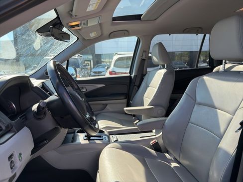 Used 2019 Honda Pilot EX-L image 2