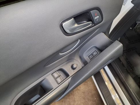 Used 2009 Audi R8 V8 image 16