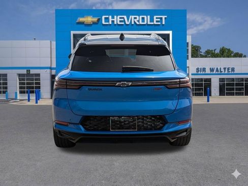 Used 2024 Chevrolet Equinox EV RS image 5