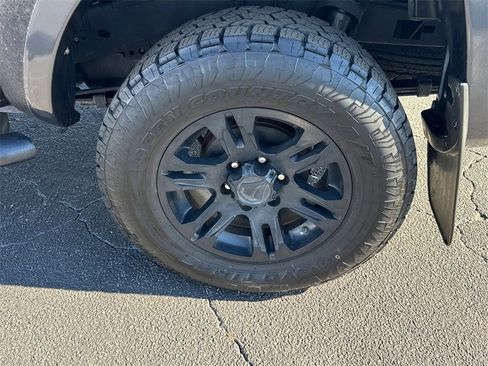 Used 2015 Toyota Tacoma PreRunner image 20