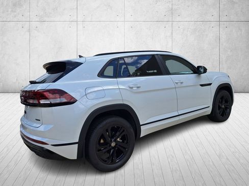 New 2026 Volkswagen Atlas Cross Sport SEL R-Line image 5