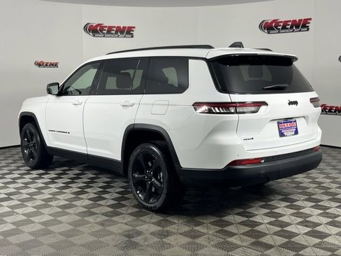 New 2025 Jeep Grand Cherokee L Altitude image 6