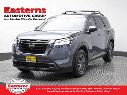 Used 2023 Nissan Pathfinder SV w/ SV Premium Package
