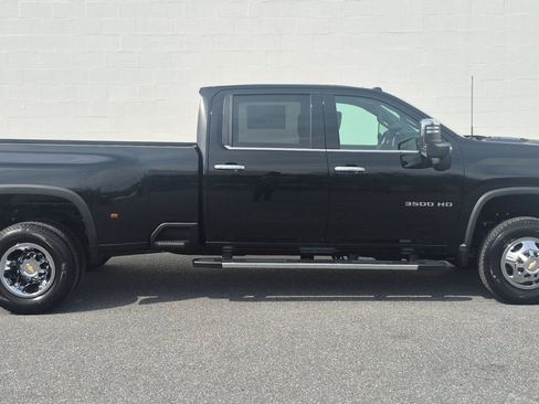 New 2026 Chevrolet Silverado 3500 LTZ w/ LTZ Plus Package AWD/4WD image 13