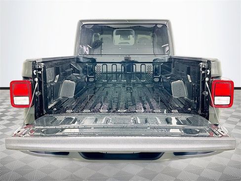 New 2026 Jeep Gladiator Sport image 22