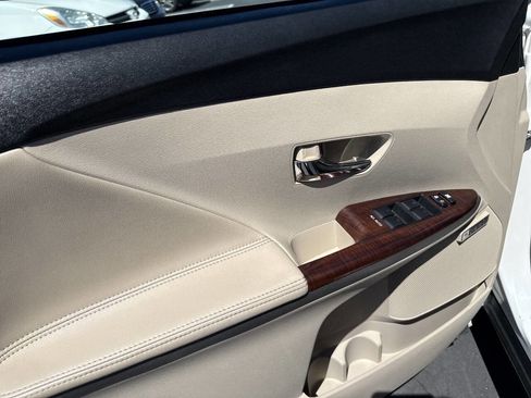 Used 2009 Toyota Venza image 13