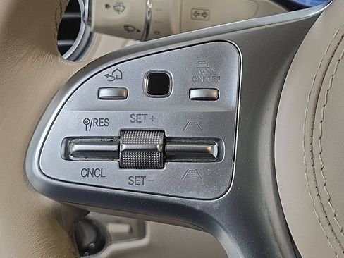 Used 2020 Mercedes-Benz S 450 Sedan image 12