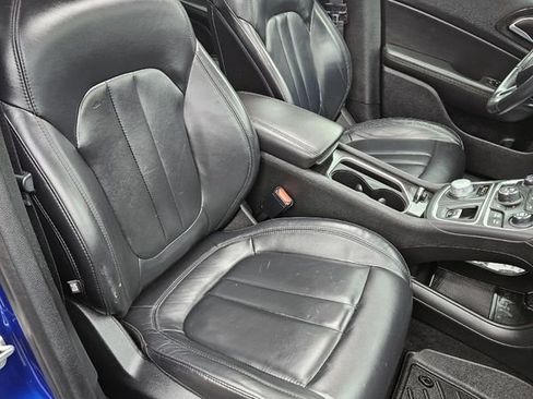 Used 2015 Chrysler 200 C w/ Navigation & Sound Group I image 19