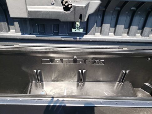Used 2015 RAM 1500 Big Horn AWD/4WD image 12