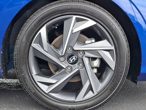 Used 2024 Hyundai Elantra Limited FWD image 27