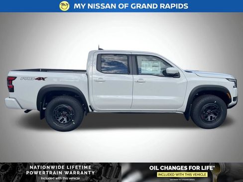 New 2026 Nissan Frontier PRO-4X w/ Pro-4x Convenience Package AWD/4WD image 7