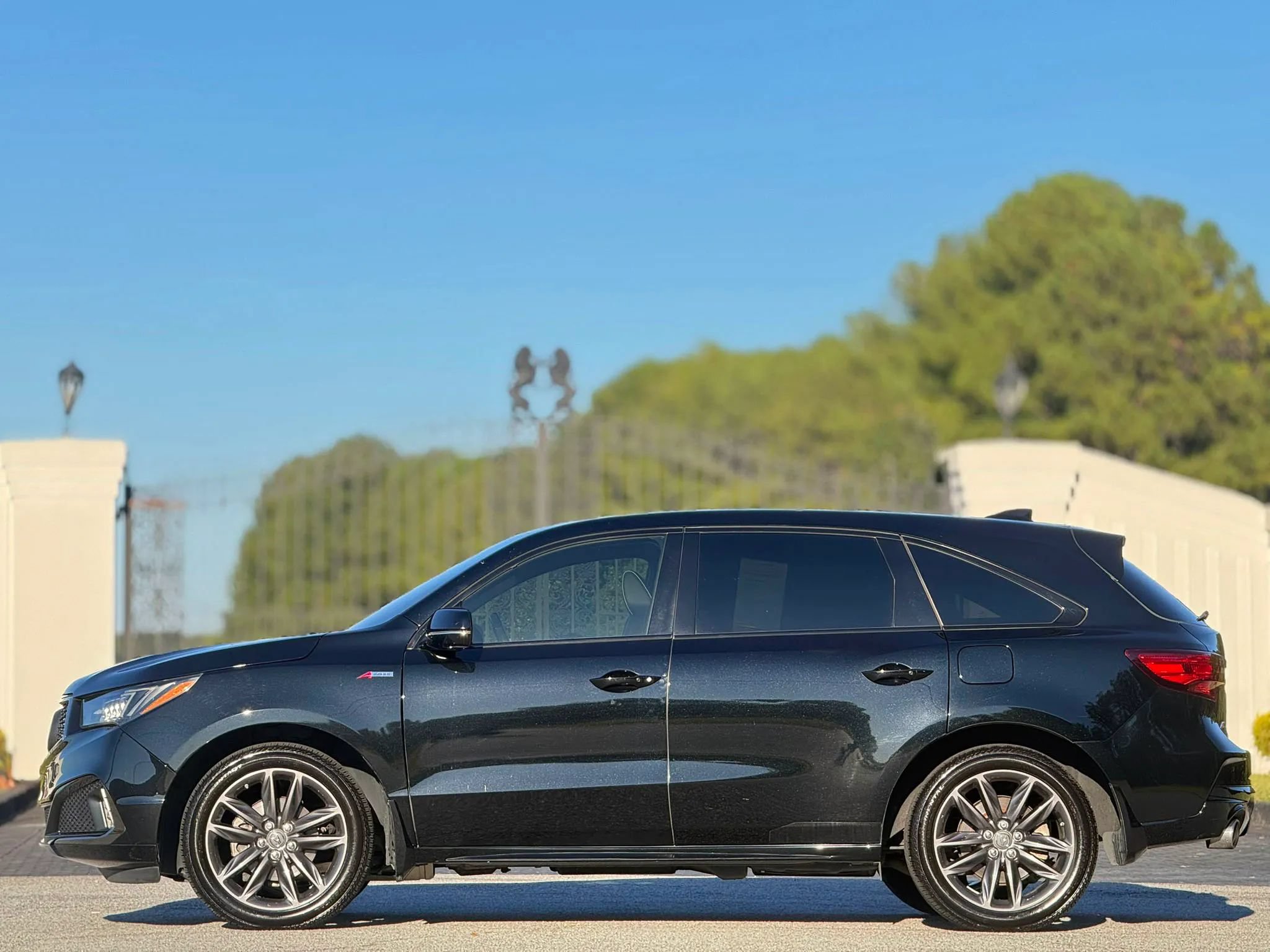 Used 2019 Acura MDX A-Spec AWD/4WD image 7