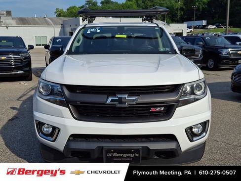 Used 2017 Chevrolet Colorado Z71 AWD/4WD image 3