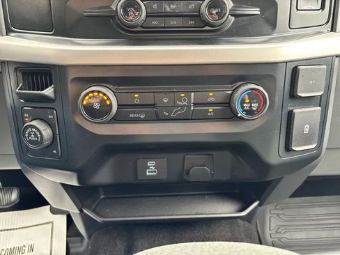 Used 2022 Ford F150 XLT AWD/4WD image 17